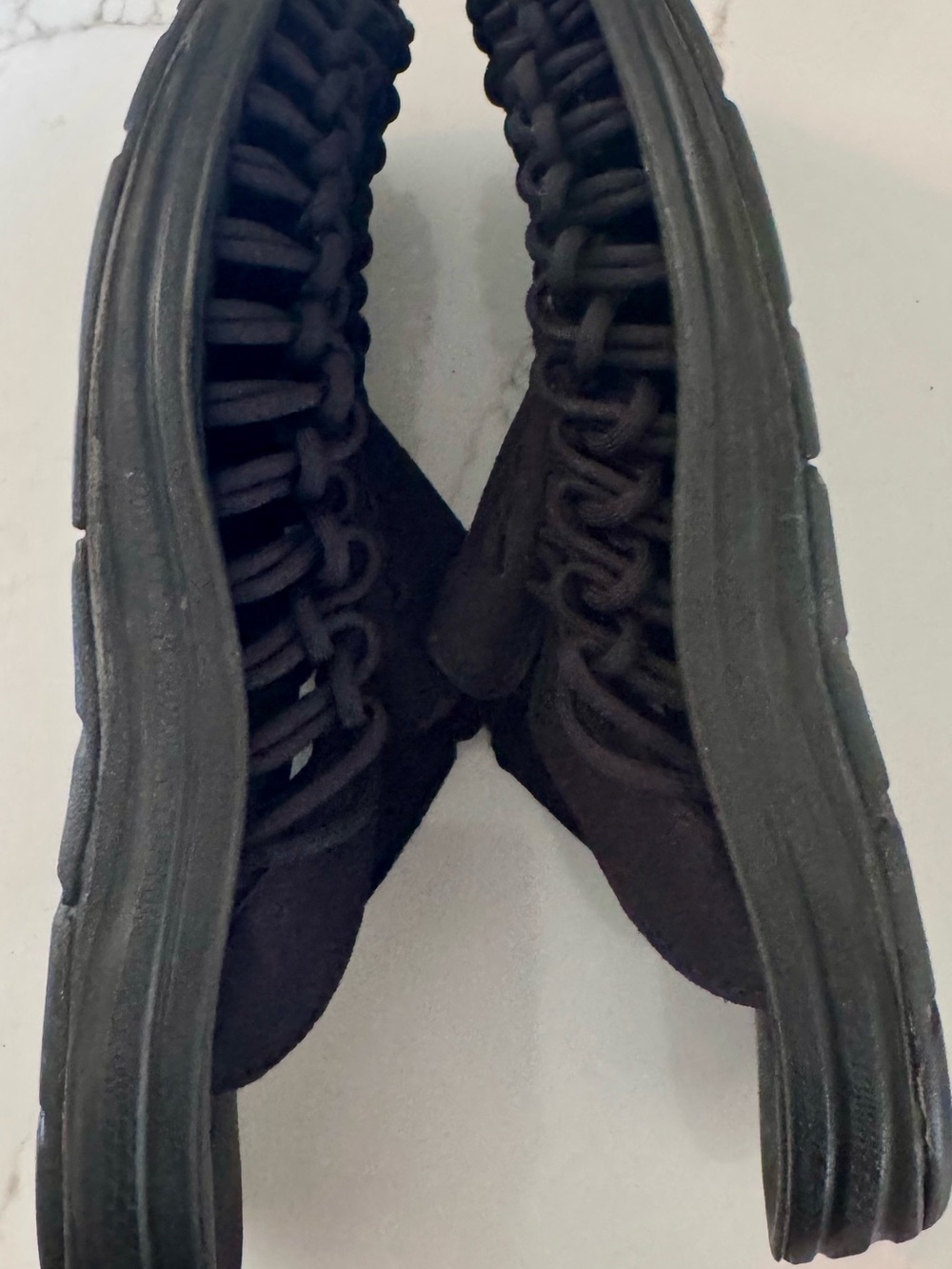 Keen Uneek mules black size 39 (8.5) - Picture 6 of 6